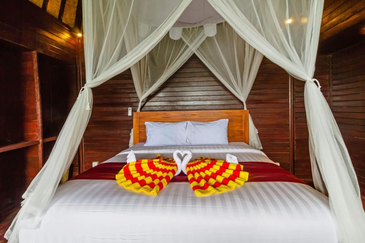 Ocean Hostel Ceningan Island Екстериор снимка